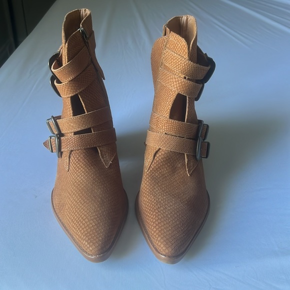 Matisse Boot - Picture 3 of 4